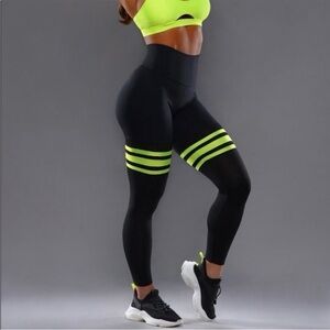 Bombshell Sportswear Black and Yellow High Waist Leggings Size XXS